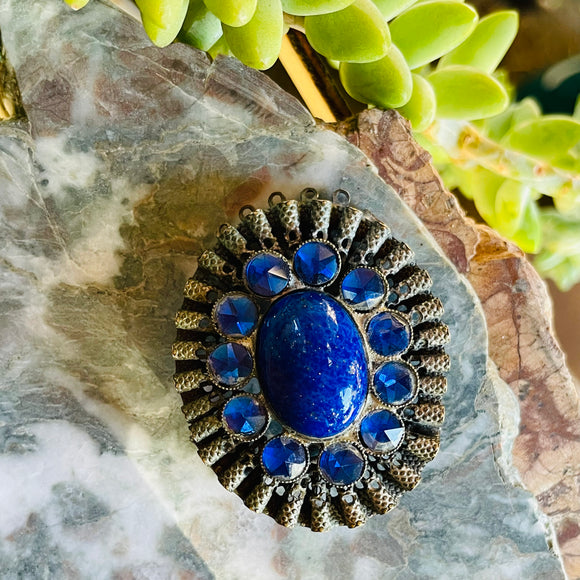 Vintage Lapis Lazuli Blue Stone Rhinestone Ornate Metal Fashion Brooch Pin