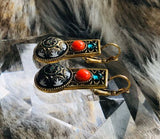 Vintage Signed Joan Rivers Ornate Gold Tone Mandala Multi Stone / Color Earrings
