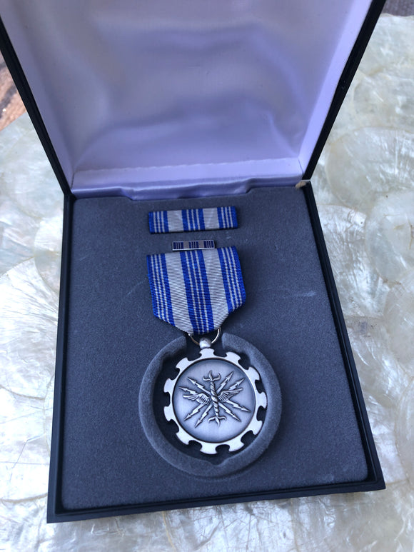 Military Silver Tone Blue White ISAF US Airforce Meritorious Achievement Medal