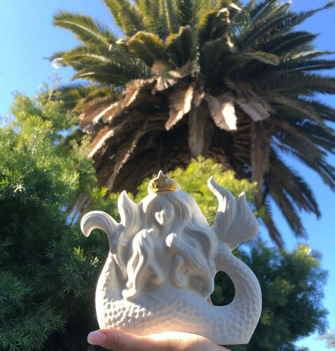 Starbucks White Ceramic Siren Mermaid 2016 Figurine Sculpture Limited Edition