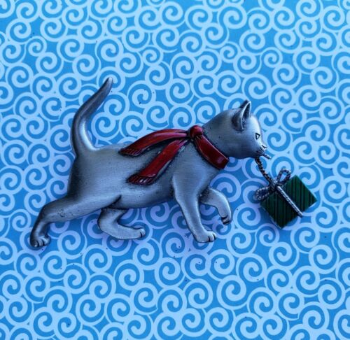 Vintage Signed JJ Jonette Silvertone Christmas Cat Brooch Pin