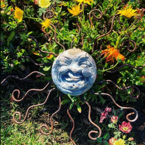 Vintage Garden Art Stone Winking Sun Face Iron Metal Sculpture Hanging Decor