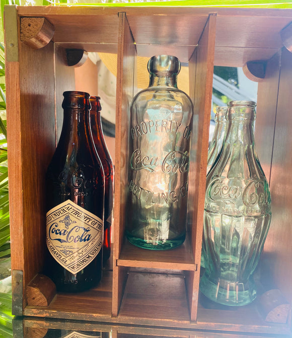 Immaculate Condition Vintage Coke a Cola Glass Bottle 3 Set in Wood Storage Case