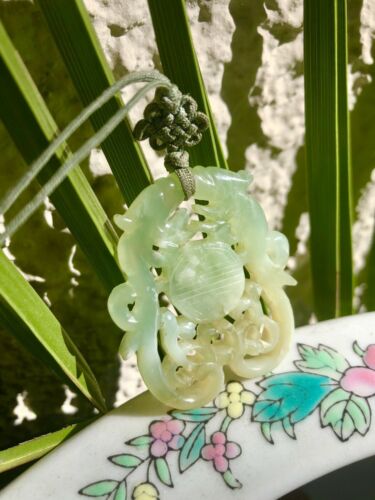 Antique Hand Carved Green Jade Jadeite Foo Dog Dragon Pendant Amulet Necklace