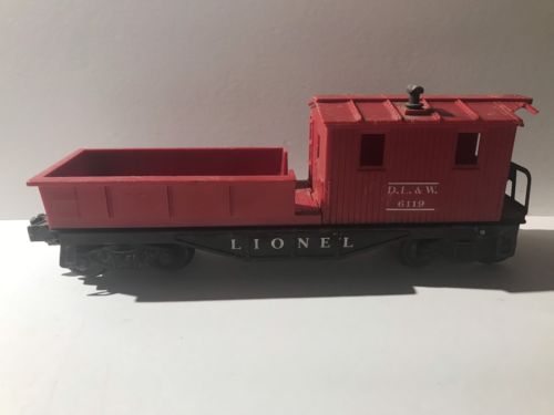 Vintage Lionel 6119 D.L. & W Post War Train Caboose Red