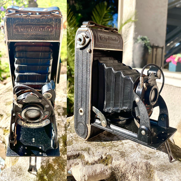 Vintage 1930's Voigtlander Bessa Folding Bellows Camera with Case