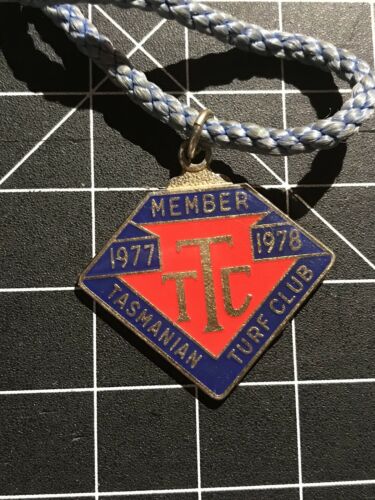 Tasmanian Turf Club Member 1977-1978 Badge #398