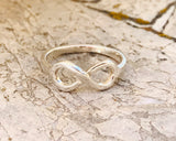 Vintage Sterling Silver 925 Dainty Infinity Lemniscate Symbol Ring Size 8