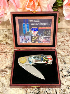 Folding Knife NY Fire Department "We Will Never Forget" September 11, 2001 NIB