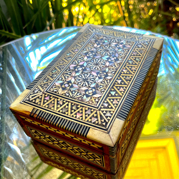 Vintage Moroccan Ornate Mother of Pearl Inlaid Handmade Wood Trinket Box