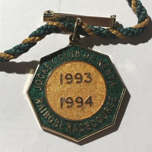 Jockey Club Of Kenya Nairobi Racecourse 1993-1994 Enamel Member Badge