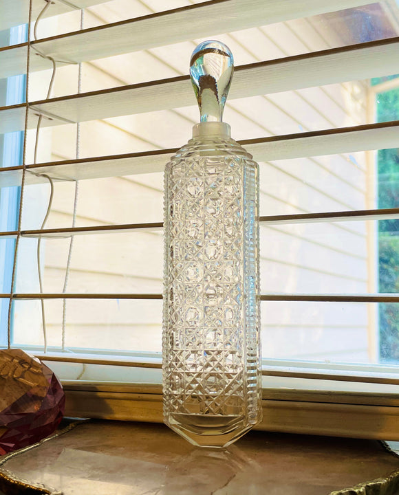Vintage Ornate Quality Cut Crystal Perfume Decanter Bottle With Teardrop Stopper