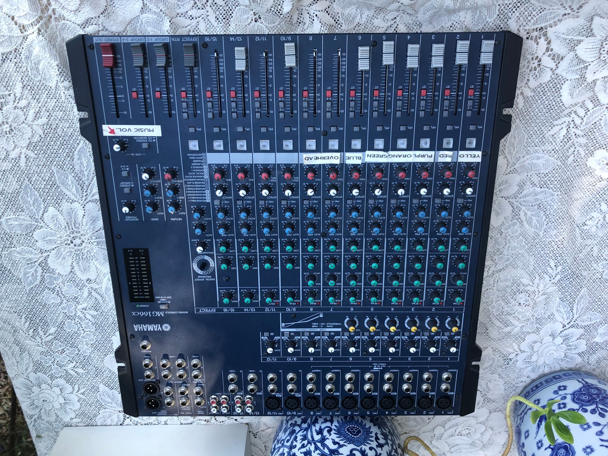 Yamaha MG166CX 16 Channel Mixing Console – Buy The Way Artiques