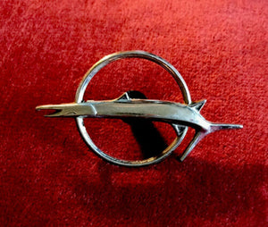 Vintage Plymoth Barracuda Fish Hood Ornament Emblem Car Badge
