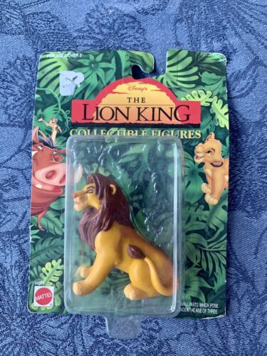 Disney Collectible The Lion King Adult Simba Sitting 3” PVC Figure