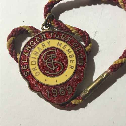 Selangor Turf Club Ordinary Member Club Badge 1969 No. 203