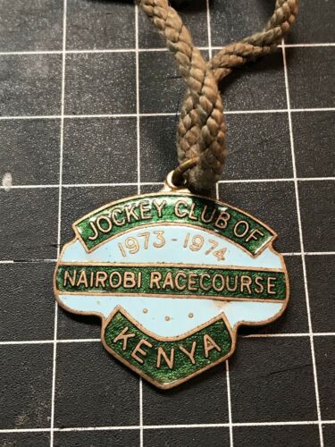 Jockey Club Of Nairobi Racecourse Kenya 1973-1974 Badge #123