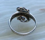 Vintage Sterling Silver 925 Swirl Wave Scroll Ornate Ring Size 7