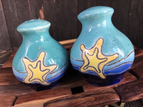 Artesa Hand Painted Salt And Pepper Shakers Made In Ecuador