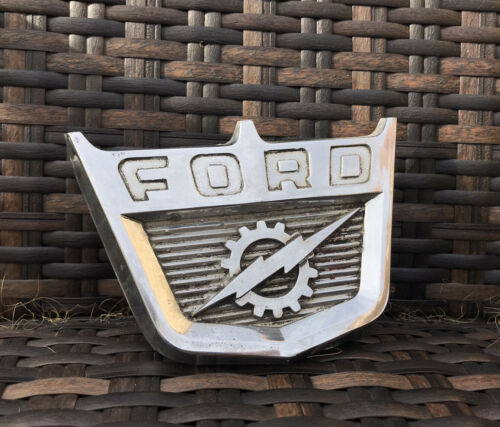 Vintage 1960 Ford Pick Up Truck Lightning Bolt Emblem Hood Ornament cotb 16607-a