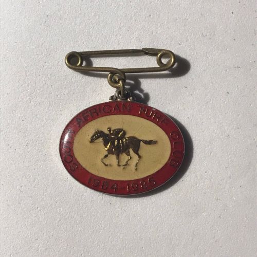 South African Turf Club 1984-1985 Badge #155