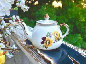 Vintage Gibsons Staffordshire England Teapot Yellow & White Flower Tea Pot