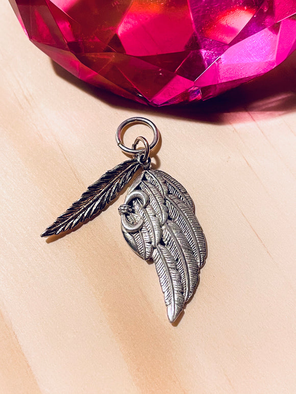 Vintage 925 Sterling Silver Feather wing Dangle Pendant Feathers Charms 5.23g