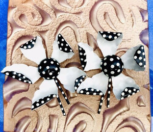 Rate Vintage Retro Large Polka Dot Enamel Metal Black +White Brooch Pin Set of 2