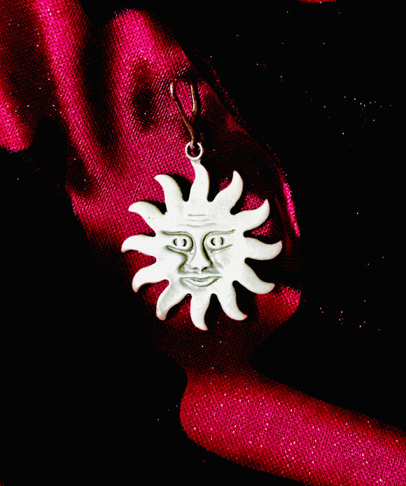 Vintage Large Signed Sterling Silver Tribal Sun w Face Happy Pendant 4.94 grams