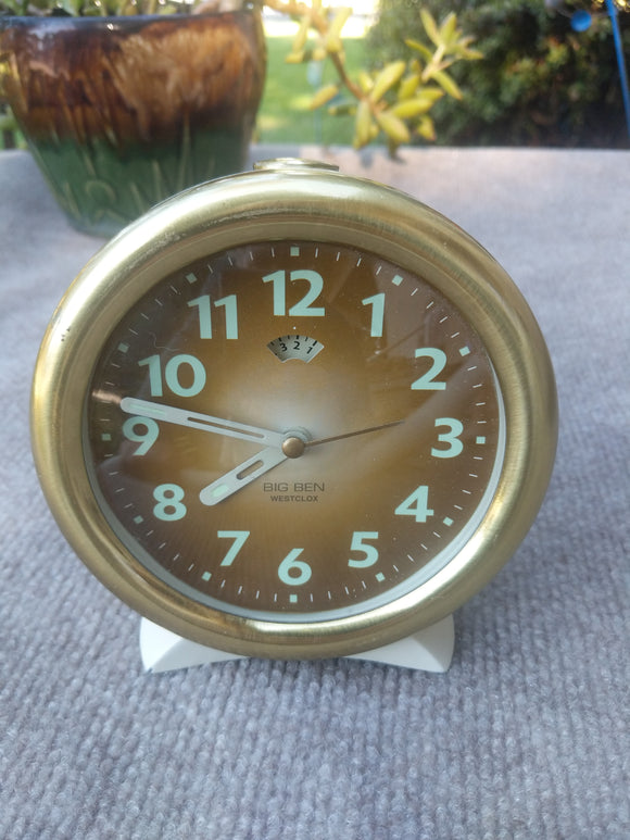 Vintage 1970's Big Ben Westclox Alarm Clock White & Gold Tone Runs