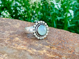 Vintage Silver Tone Faux MoonStone Flower Fashion Ring