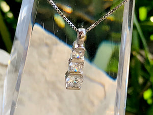 Sterling Silver 925 Italy Round Cubic Zirconia 3 Stone Trinity Pendant Necklace