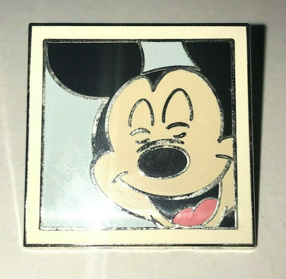 Disney Pin Mickey Mouse Laughing selfie 1 Of 8 Number fac-000122-16150