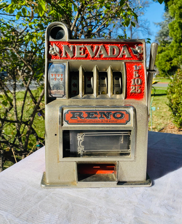 Vintage Reno Nevada Mechanical Metal Table Top Slot Machine Working Collectible